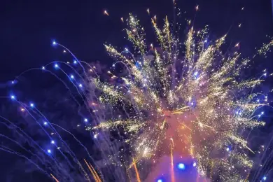 В Алматы с размахом встретили Новый год 