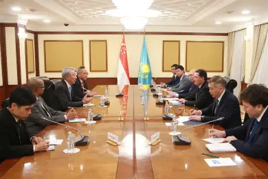 Аскар Мамин встретился со Старшим Министром Сингапура Тео Чи Хином